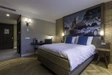 Product afbeelding thumbnail: Grand Hotel Valies | Overnacht in een luxe hotel in het centrum van Roermond op 5 minuten afstand van de Designer Outlet