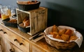 Product afbeelding thumbnail: Ontbijtbuffet (2p.) incl. halve dag vespa
