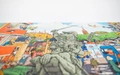 Product afbeelding thumbnail: Puzzle in a bag - Animals vs Humans puzzel