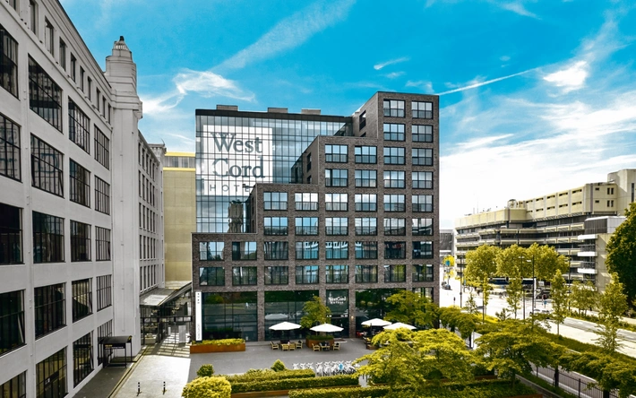 Product afbeelding: WestCord Hotel Eindhoven | Overnachting in een kamer met XL Bubbelbad | incl. 3-gangendiner