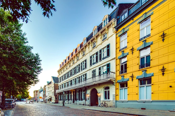 Product afbeelding: Hotel Monastere Maastricht | Verblijf in voormalig klooster uit de 14e eeuw in hartje centrum