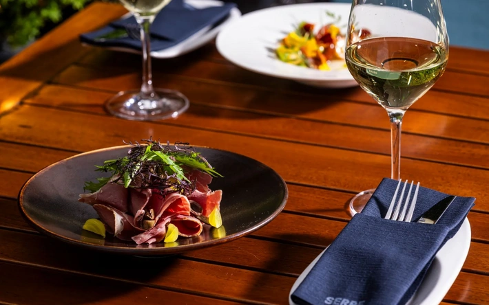 Product afbeelding: Hotel Okura Amsterdam | Ultieme luxe in 5* Japanese Superior hotel met 4 door Michelin gewaardeerde restaurants | incl. 3-gangendiner