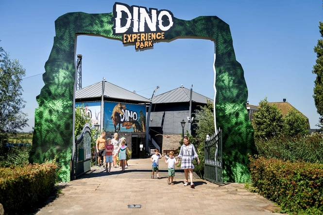 Product afbeelding: Entreeticket Dino Experience Park + Jurassic Golf