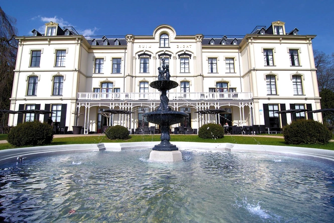 Product afbeelding: Hotel Villa Ruimzicht | Ontdek regionale smaken tijdens een culinair verblijf | incl. 6-gangendiner (MICHELIN-ster)