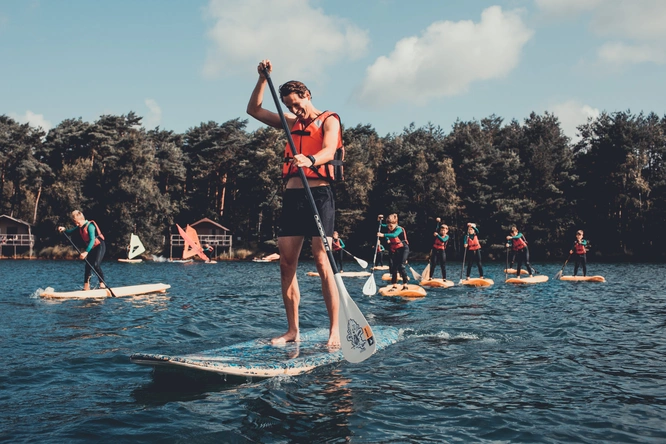 Product afbeelding: Groepsles SUP board (2u) div. locaties
