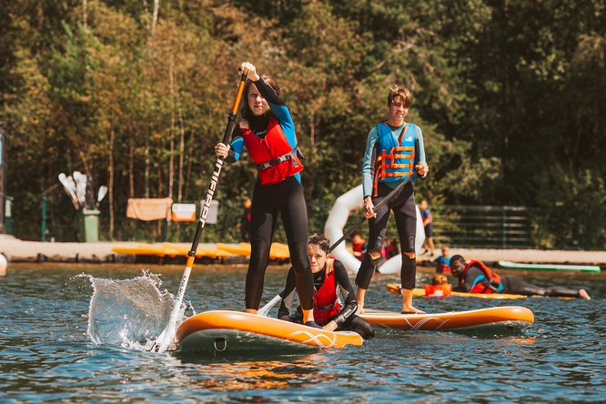 Product afbeelding: Groepsles SUP board (2u) div. locaties