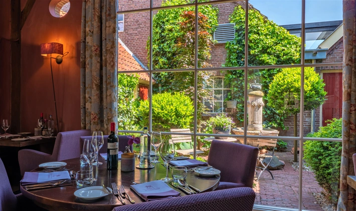Product afbeelding: Herberg de Gouden Leeuw | Overnacht in een van de mooiste stadsboerderijen van de Achterhoek | incl. 5-gangendiner