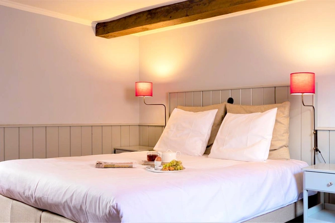 Product afbeelding: Herberg de Gouden Leeuw | Overnacht in een van de mooiste stadsboerderijen van de Achterhoek | incl. 5-gangendiner