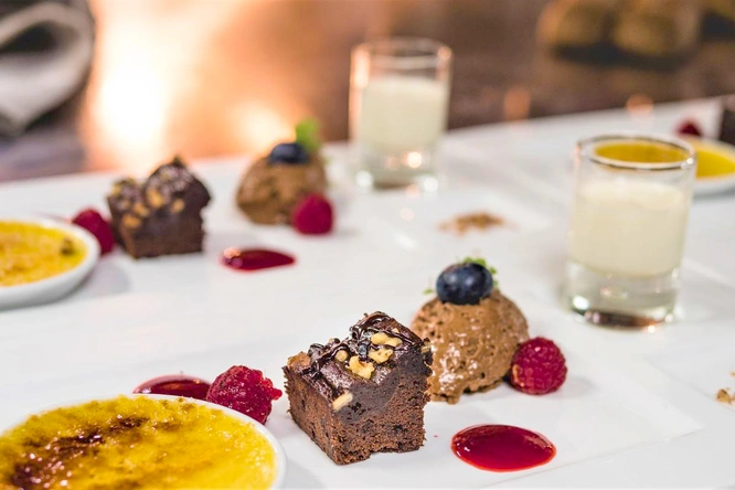 Product afbeelding: Herberg de Gouden Leeuw | Overnacht in een van de mooiste stadsboerderijen van de Achterhoek | incl. 5-gangendiner