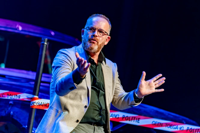 Product afbeelding: De Parool misdaadpodcast live in het theater 20 nov Rotterdam