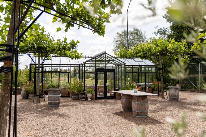 Product afbeelding: Landhuishotel De Bloemenbeek | Geniet 3 dagen van rust en bijzondere gastronomie in Twente | incl. 4-gangendiner (MICHELIN*)