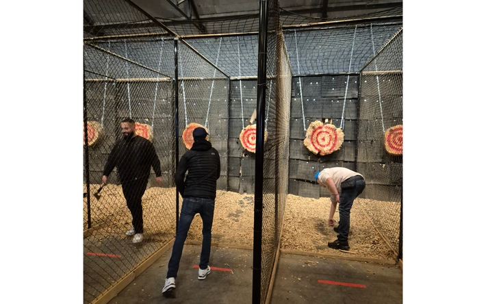 Product afbeelding: Warrior Factory Vilvoorde - Bijlwerpen