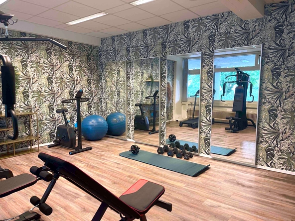 Product afbeelding: Hotel Wander | 4-Daagse wandelvakantie (ca. 55 km) over Veluwse heide & langs Kasteel Doorwerth | incl. 3-gangendiner