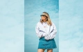 Product afbeelding thumbnail: Hoodie: shake it off - L