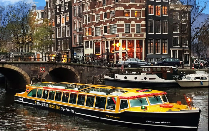 Product afbeelding: Culinaire vaartocht Amsterdam