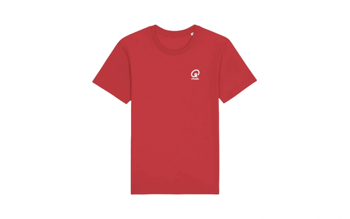 Product afbeelding: T-shirt - Q Sounds Better With You - gepersonaliseerd - rood