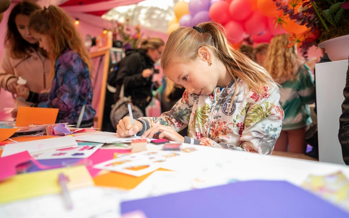 Product afbeelding: Tina Festival