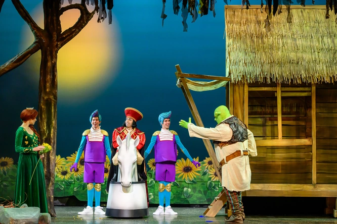 Product afbeelding: Shrek De Musical incl. Shrek oortjes